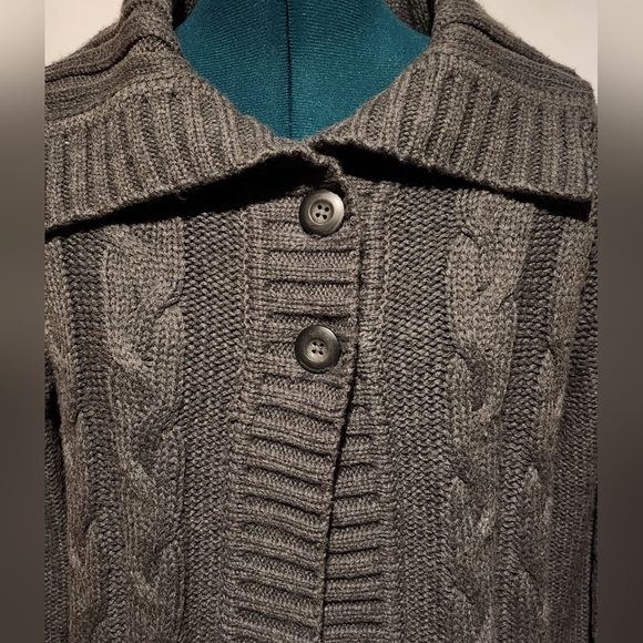 2 Sweater/Cardigans; 1 cream and 1 gray, both size small - Picture 7 of 10